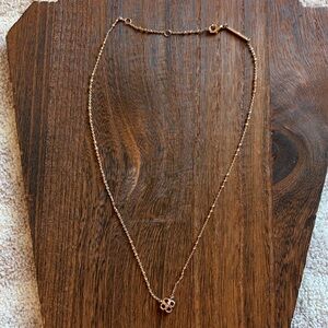Kendra Scott rose gold rue necklace